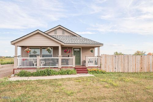 13828 Cottonwood St, Williston, ND, 58801-8965 | Card Image