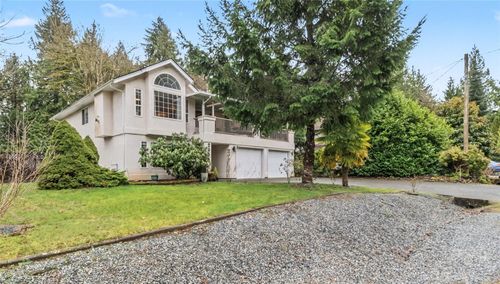 2505 Fawn Rd, Mill Bay, BC, V8H1B2 | Card Image