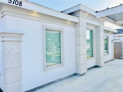 5708 Sandpiper Ave, Mission, TX, 78573-2680 | Card Image