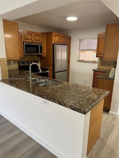 2-2820 Riverside Dr, Coral Springs, FL, 33065-5563 | Card Image