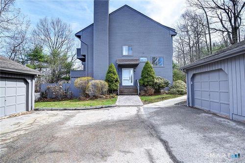 334-334 Conestoga Way, Glastonbury, CT, 06033-3361 | Card Image