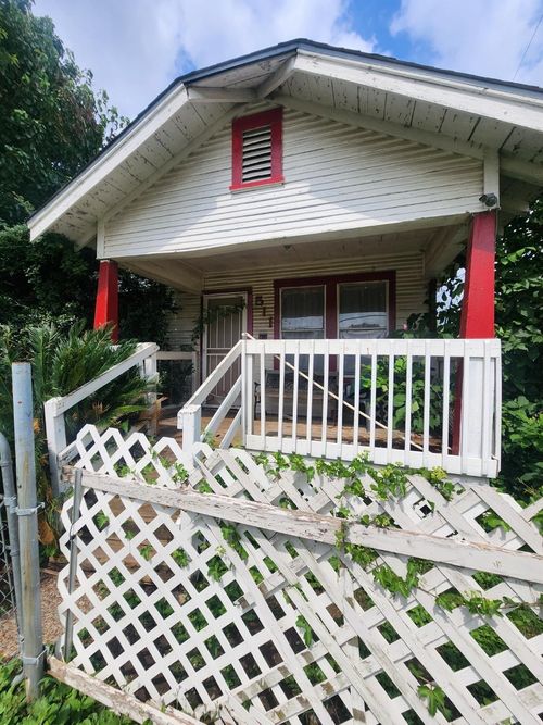 332 Pennsylvania St, Houston, TX, 77029-4747 | Card Image