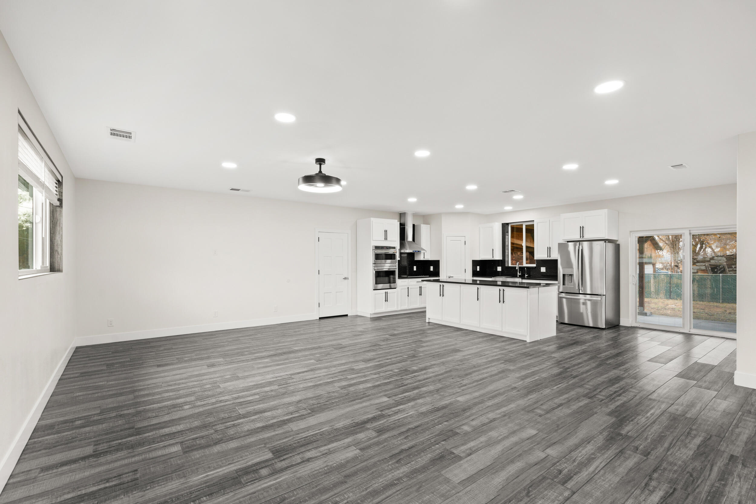 Residential in Lakeview 4