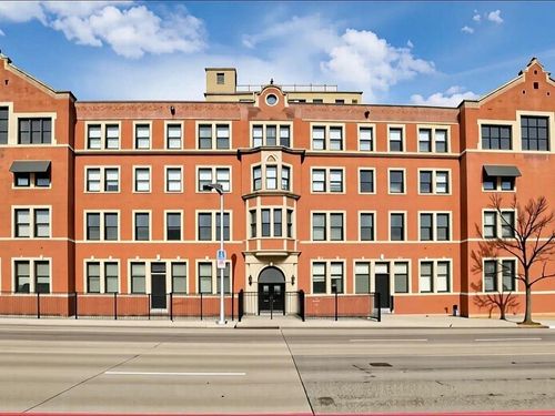 ll06-6533 E Jefferson Ave, Detroit, MI, 48207 | Card Image