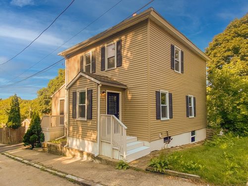 6 Carter St, Webster, MA, 01570-4329 | Card Image