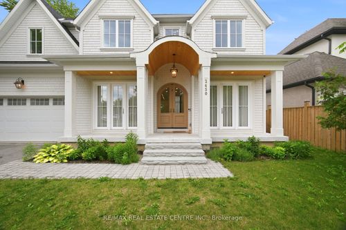 2450 Rebecca St, Oakville, ON, L6L2B2 | Card Image