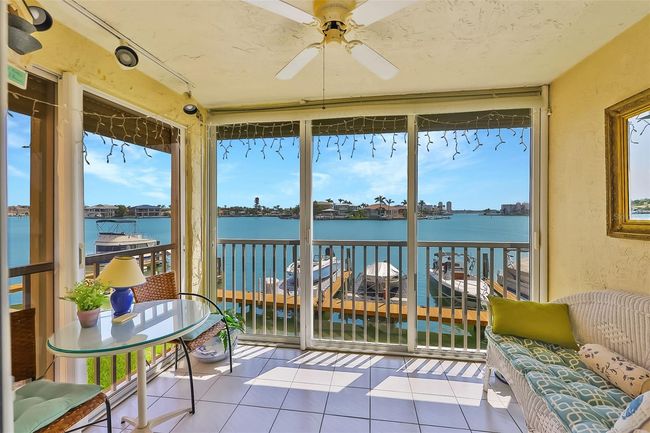 APT-262 - 8931 Blind Pass Rd, Condo with 2 bedrooms, 1 bathrooms and null parking in ST PETE BEACH FL | Image 4