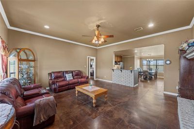 455 Lcr 318, House other with 4 bedrooms, 2 bathrooms and null parking in Mart TX | Image 3