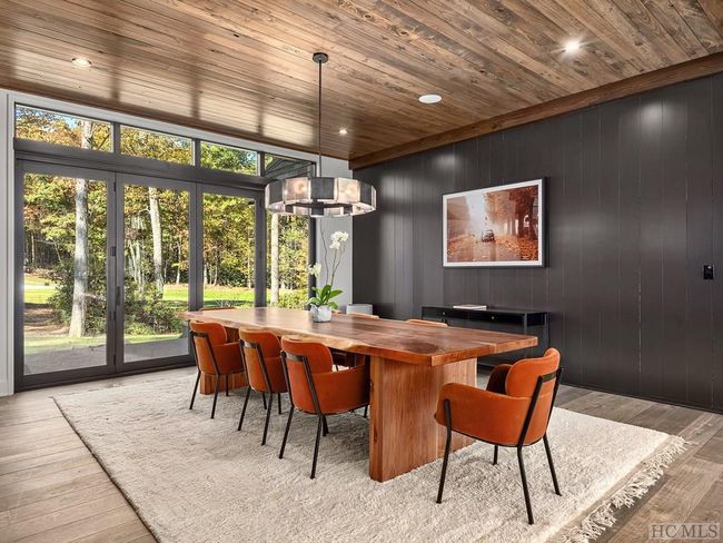 340 Mills Creek Trce, House other with 4 bedrooms, 5 bathrooms and null parking in Lake Toxaway NC | Image 7