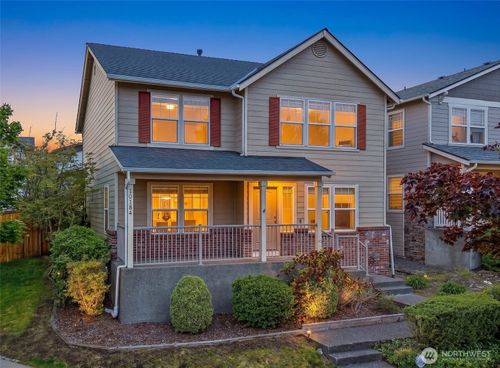 10184 225th Ter Ne, Redmond, WA, 98053-5837 | Card Image
