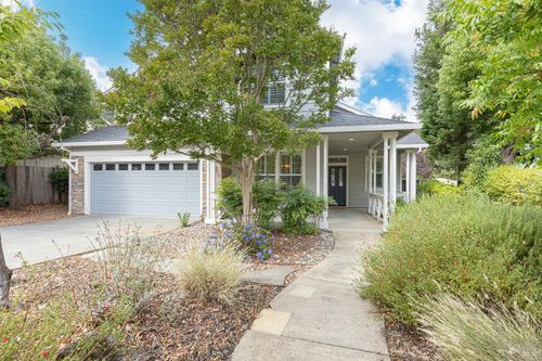 310 Elbridge Ave, Cloverdale, CA, 95425-4432 | Card Image