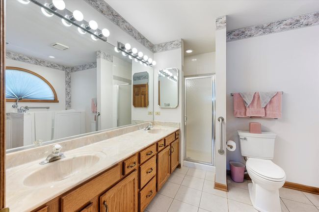 1144 W Trinity Dr, House other with 3 bedrooms, 4 bathrooms and 2 parking in ADDISON IL | Image 22