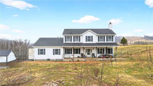 220 Main Rd, West Alexander, PA, 15376-2452 | Card Image