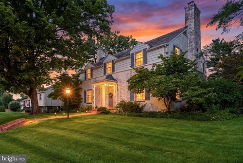 10 W Lake Ave, BALTIMORE, MD, 21210-1304 | Card Image