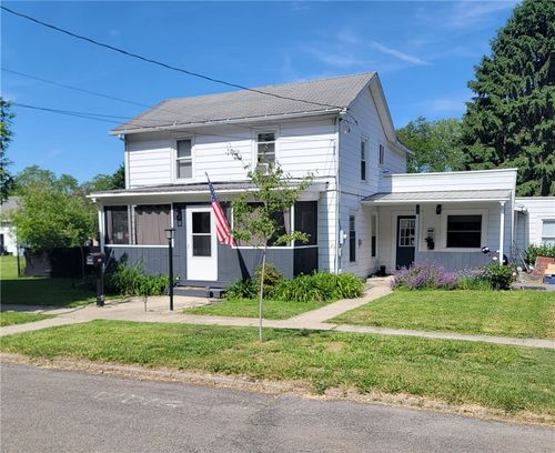 1004 N Perry St, Watkins Glen, NY, 14891-1420 | Card Image