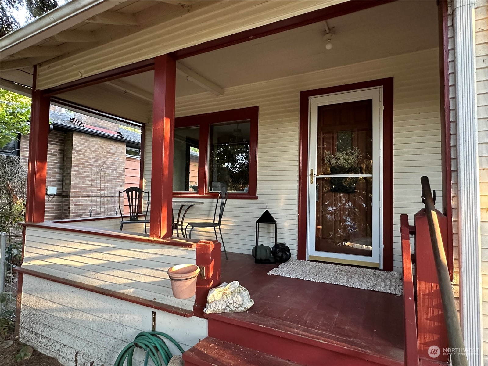 Webster St, Seattle, WA 98136
