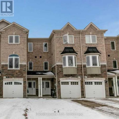37 Milson Crescent, Essa (Angus), ON, L0M1B4 | Card Image