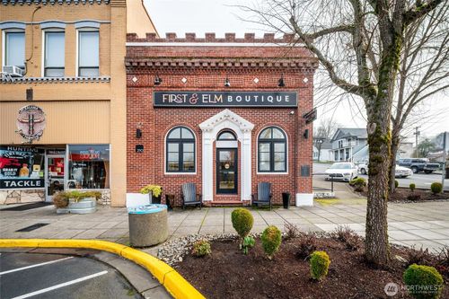 210 N 1st Street, Kalama, WA, 98625 | Card Image