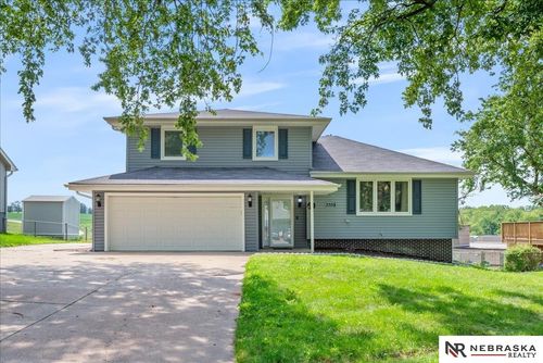 3709 Coffey Ave, Bellevue, NE, 68123-1240 | Card Image