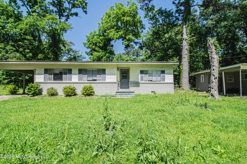 4256 Oaklawn Dr, Jackson, MS, 39206-3971 | Card Image