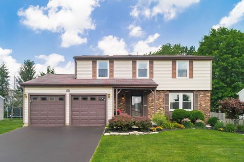 8138 Maugham Dr, Reynoldsburg, OH, 43068-1350 | Card Image