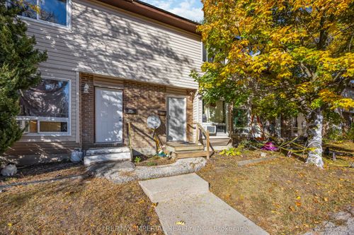 301-42 Hampton Ave, Sarnia, ON, N7S4Z2 | Card Image