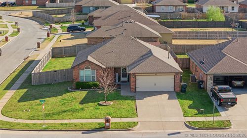 13084 E 134th Pl N, Collinsville, OK, 74021-4445 | Card Image