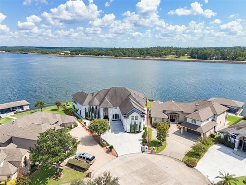 2500 Sand Shore Dr, Conroe, TX, 77304-1523 | Card Image
