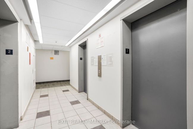 217 - 2000 Jasmine Cres, Condo with 2 bedrooms, 1 bathrooms and 1 parking in Gloucester ON | Image 22