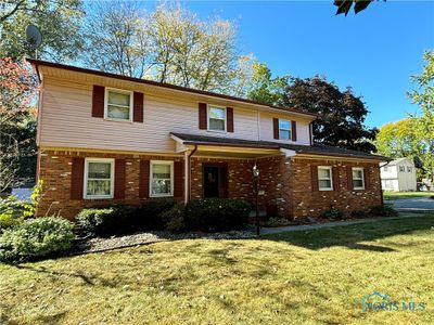 2233 Meadowcroft Lane, House other with 4 bedrooms, 2 bathrooms and 2 parking in Toledo OH | Image 1