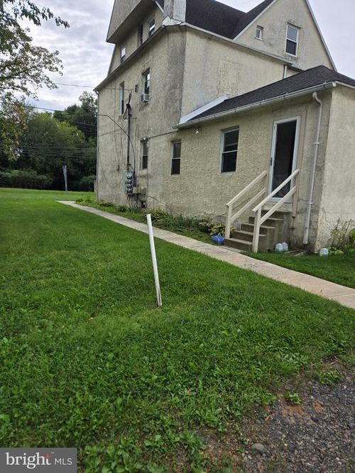 3050 State Rd, BENSALEM, PA, 19020-6544 | Card Image