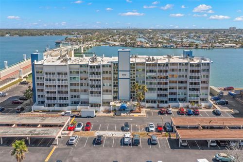205-500 Treasure Island Cswy, TREASURE ISLAND, FL, 33706-1140 | Card Image