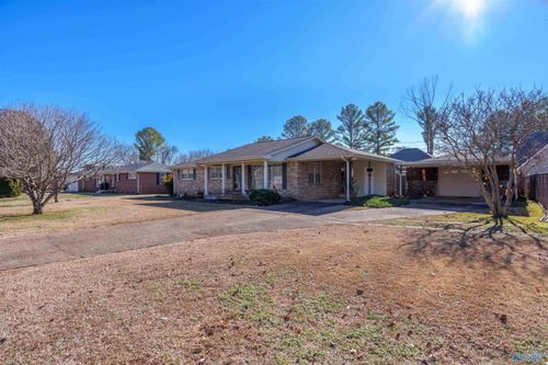 1006 Pasadena Ave, Muscle Shoals, AL, 35661-2446 | Card Image