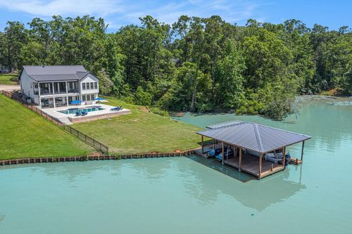 111 Seagull Path, Pointblank, TX, 77364 | Card Image