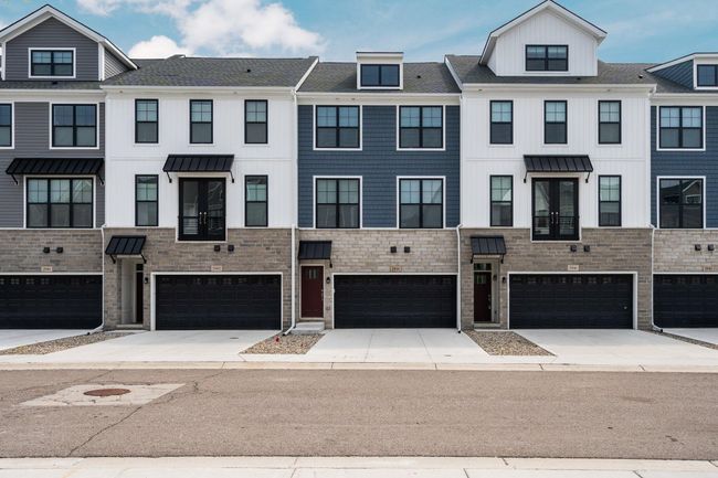 2946 Corston Rd, Condo with 4 bedrooms, 4 bathrooms and null parking in Ann Arbor MI | Image 52