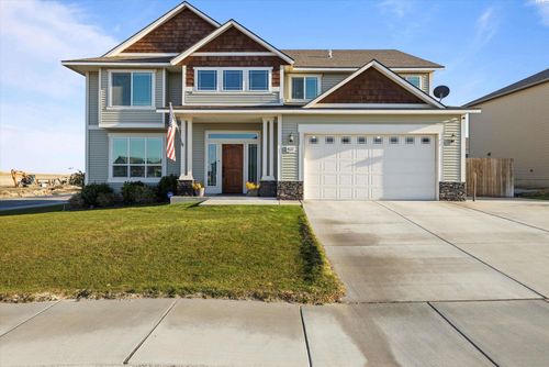 spacious-home-fully-load-4122 Nw Commons Dr, Pasco, WA, 99301 | Card Image