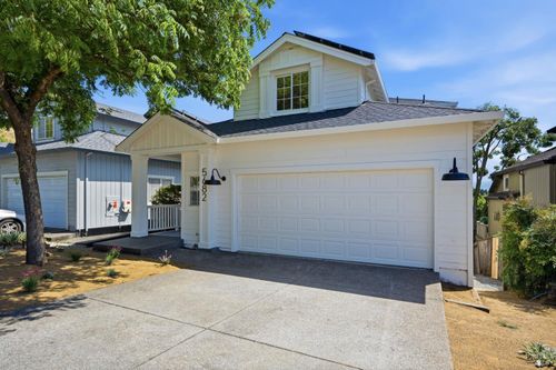 5682 Raters Dr, Santa Rosa, CA, 95409-4314 | Card Image