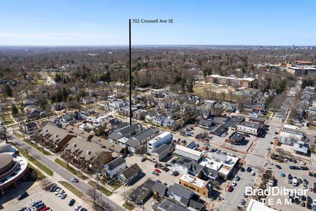 BLDG-1 - 702 Croswell Ave, Condo with 3 bedrooms, 3 bathrooms and null parking in East Grand Rapids MI | Image 41