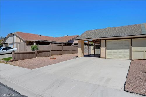 7016 Sylvan Oak Dr, Las Vegas, NV, 89147-4036 | Card Image