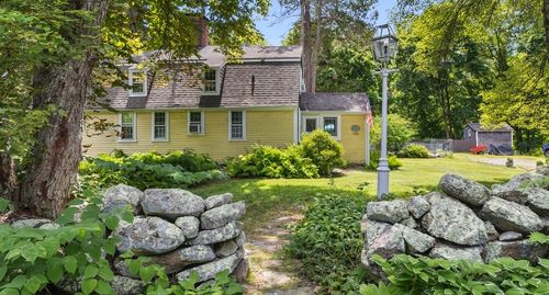 1300 Middle Rd, East Greenwich, RI, 02818-1681 | Card Image