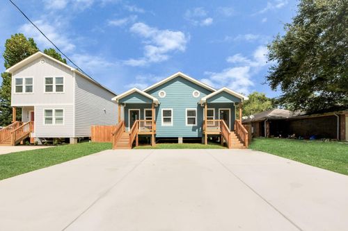1314 W Willis St, Alvin, TX, 77511-5968 | Card Image