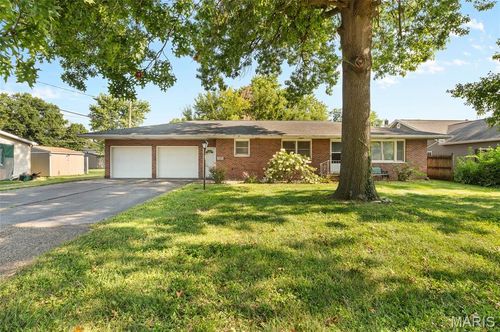 115 W Loud St, Virden, IL, 62690-1634 | Card Image