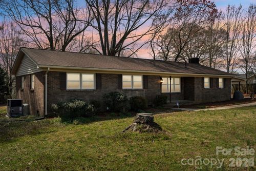 839 Oak Grove Rd, Kings Mountain, NC, 28086-7775 | Card Image