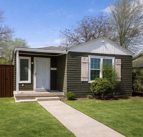 2624 Avenue K, Lubbock, TX, 79411-2520 | Card Image
