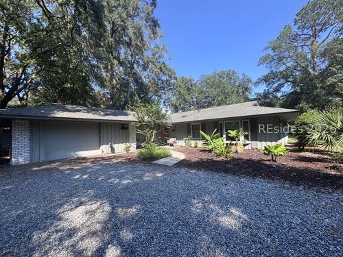 4 Robbers Row, Hilton Head Island, SC, 29928-3902 | Card Image
