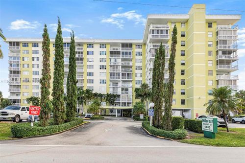apt-912b-4400 Hillcrest Dr, Hollywood, FL, 33021-7979 | Card Image