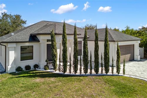 2470 Abbotsford St, North Port, FL, 34287-7323 | Card Image