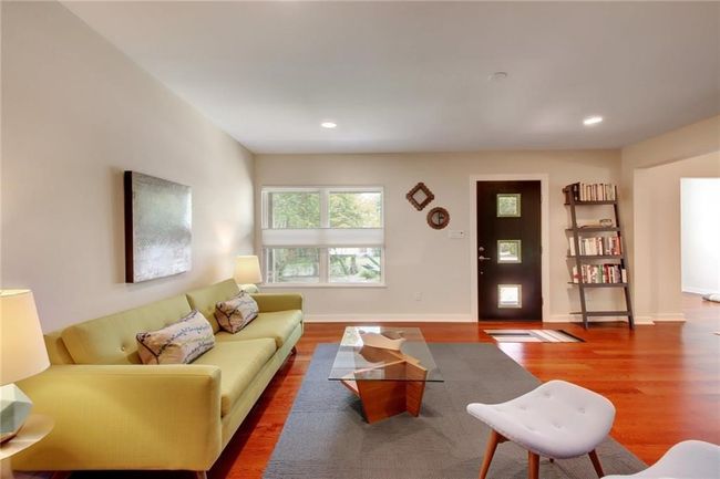 1708 Ullrich Ave, House other with 3 bedrooms, 3 bathrooms and 2 parking in Austin TX | Image 15