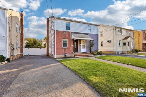 79 Merselis Ave, Clifton, NJ, 07011-1118 | Card Image
