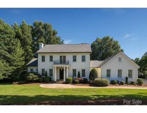 946 Laurel Creek Ln, Charlotte, NC, 28211-5251 | Card Image